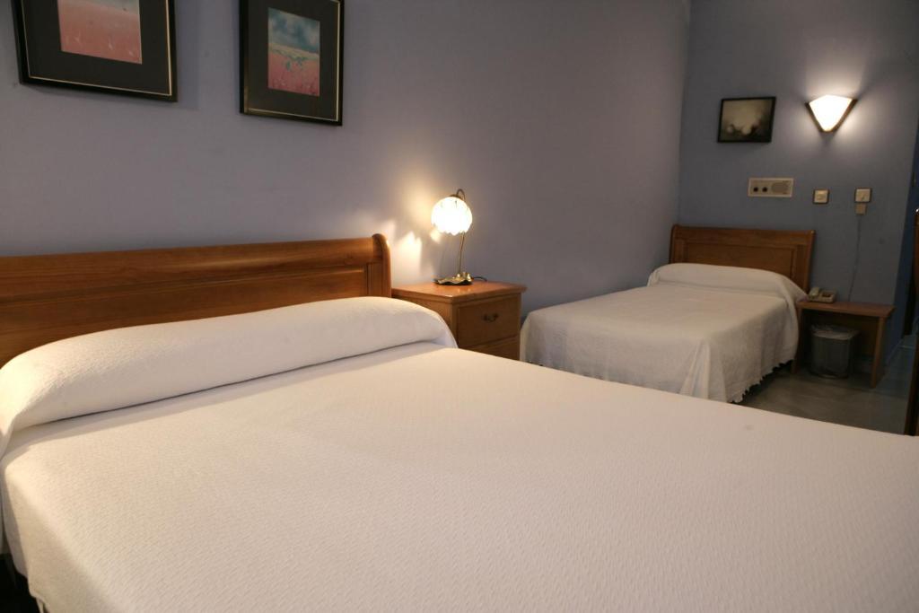 Hotel Azpiazu Cudillero Bagian luar foto