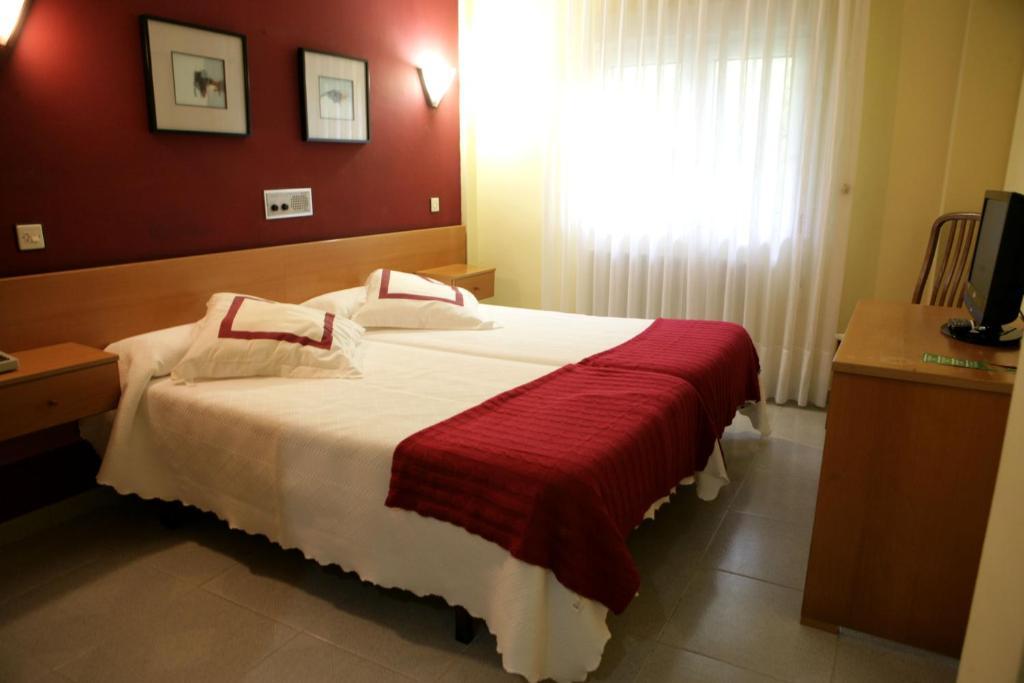 Hotel Azpiazu Cudillero Bagian luar foto